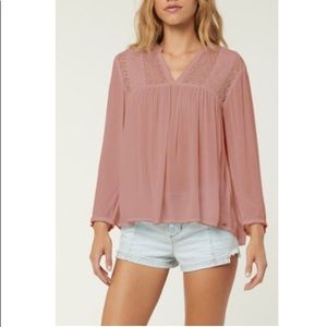 O'Neill flowy top